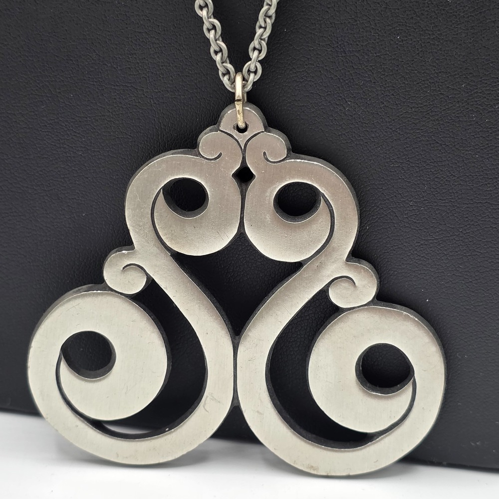 Vintage Towle Pewter Celtic Swirl Silver Tone Chain Pendant Necklace 36" Signed - Picture 2 of 9